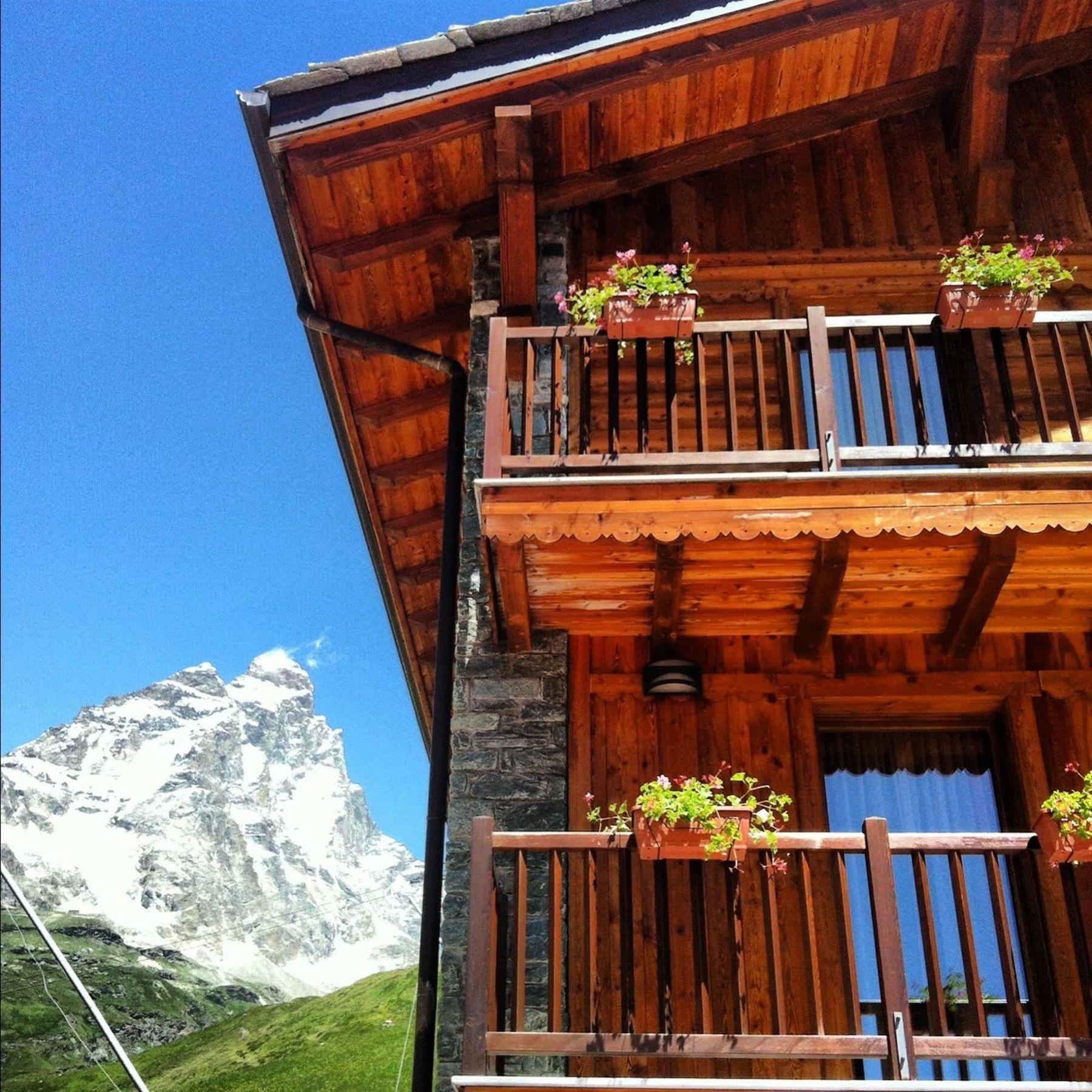 Hotel Meuble Mon Reve Breuil-Cervinia Kültér fotó