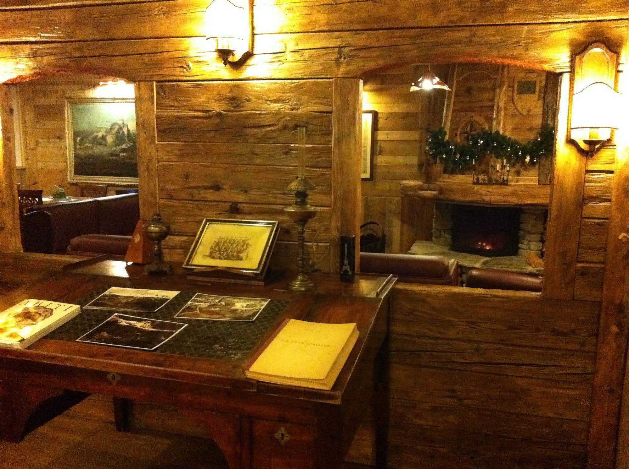 Hotel Meuble Mon Reve Breuil-Cervinia Kültér fotó